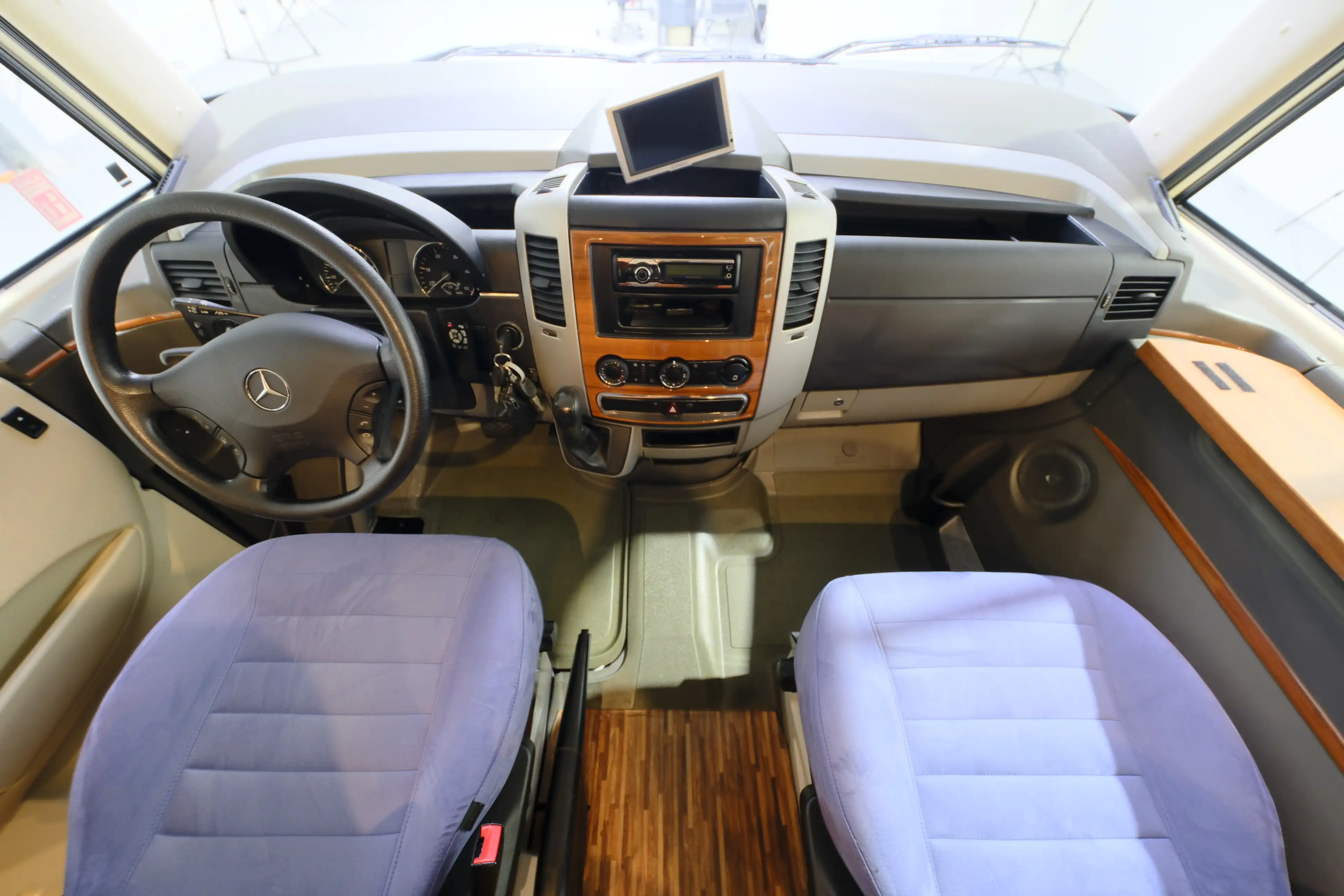 HYMER-ERIBA B 675 SL - Ansicht 6